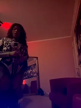 sophiahot thick online show from 21, 10, 2025