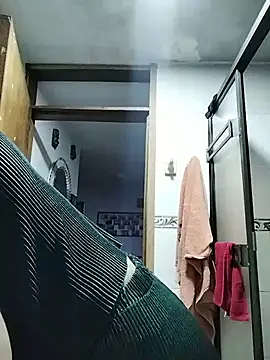 katha steele  online show from 18, 10, 2025