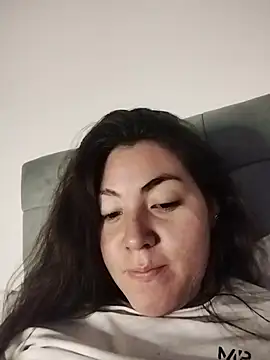 katha steele  online show from 14, 11, 2025