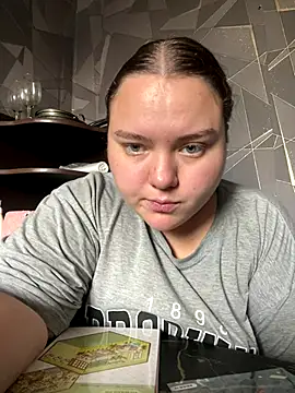 Snapshot of Comprom1se chatting on 21, 9, 2025 Comprom1se online show from 21, 9, 2025