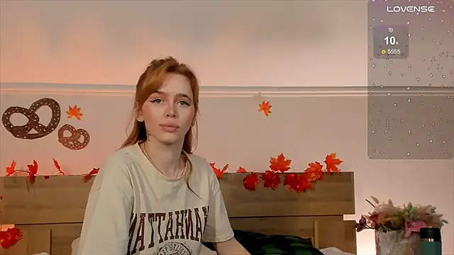 Snapshot of Phoenix_Margo chatting on 24, 9, 2025 Phoenix Margo online show from 24, 9, 2025