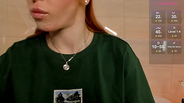Snapshot of Phoenix_Margo chatting on 9, 10, 2025 Phoenix Margo online show from 9, 10, 2025