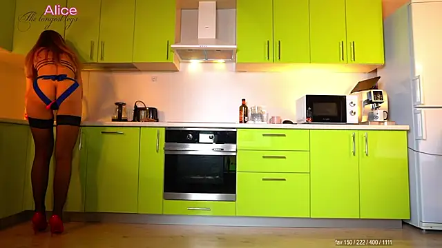 pinkheart  online show from 3, 12, 2025