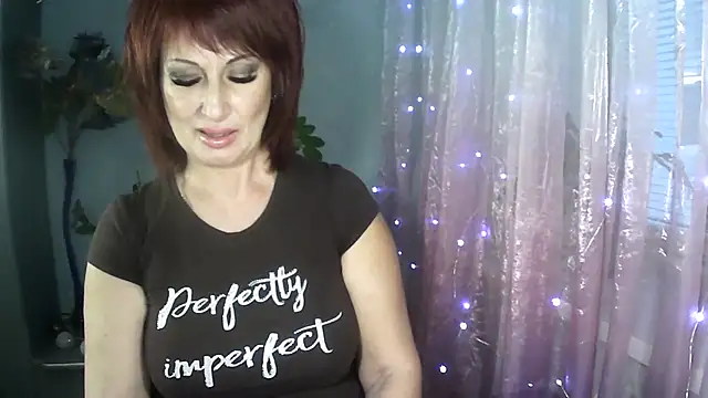 Snapshot of Faraira17 chatting on 20, 10, 2025 Faraira17 online show from 20, 10, 2025