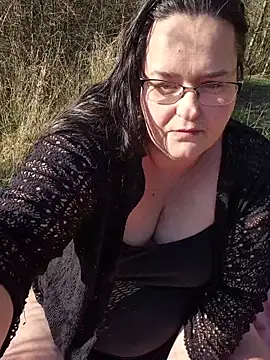 XxGipsyxX online show from 5, 3, 2026