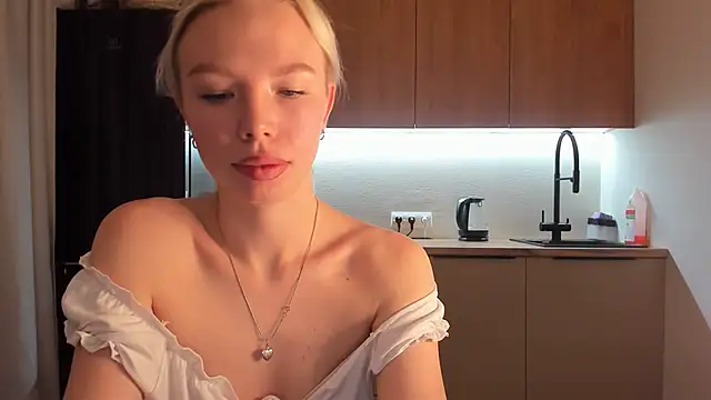 Olivia Bells online show from 11, 2, 2025