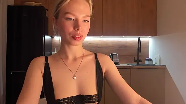 Olivia Bells online show from 12, 3, 2025