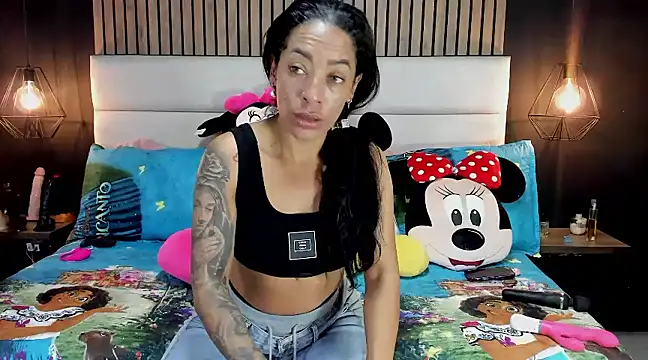 NiicolleMiller online show from 13, 2, 2025