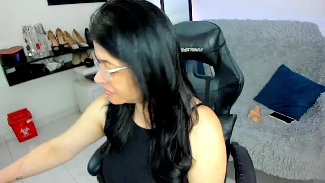 Snapshot of BellaFlaming chatting on 13, 3, 2026 BellaFlaming online show from 13, 3, 2026