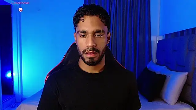 Snapshot of Christian_thor chatting on 14, 11, 2025 Christian thor online show from 14, 11, 2025