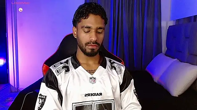 Snapshot of Christian_thor chatting on 20, 11, 2025 Christian thor online show from 20, 11, 2025