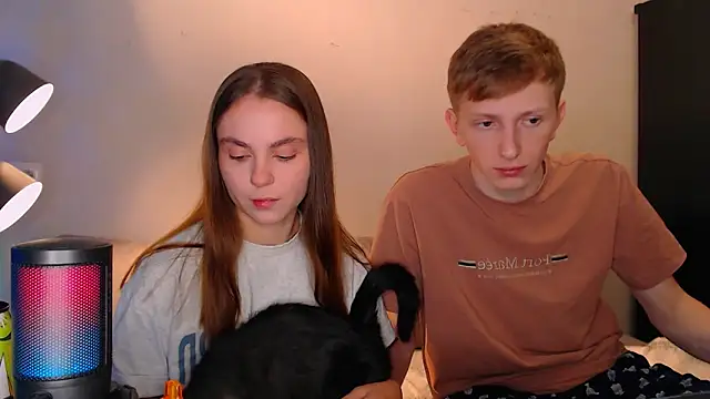 juliaanddima online show from 8, 12, 2024