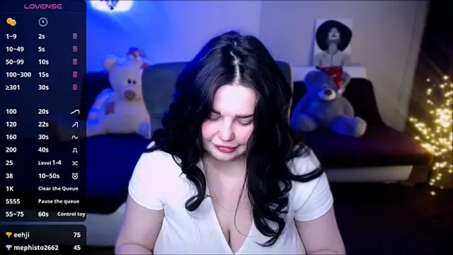 Snapshot of Emily_Mo chatting on 7, 1, 2025 Emily Mo online show from 7, 1, 2025