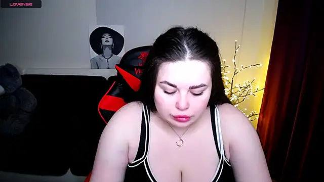 Snapshot of Emily_Mo chatting on 30, 1, 2025 Emily Mo online show from 30, 1, 2025