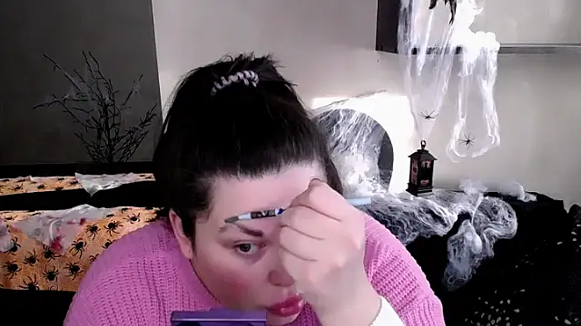 Snapshot of Emily_Mo chatting on 30, 10, 2025 Emily Mo online show from 30, 10, 2025