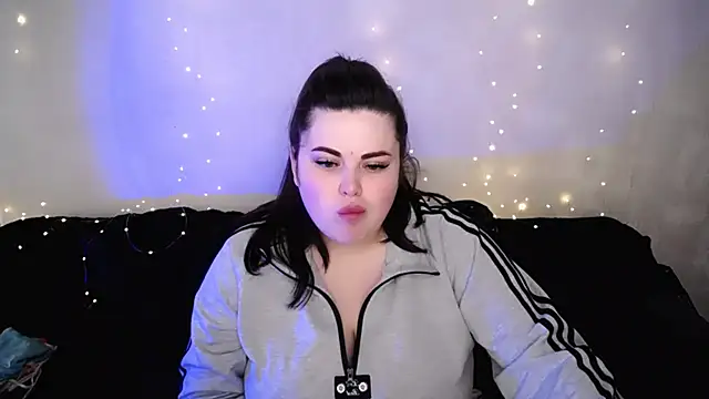 Emily Mo online show from 5, 3, 2026