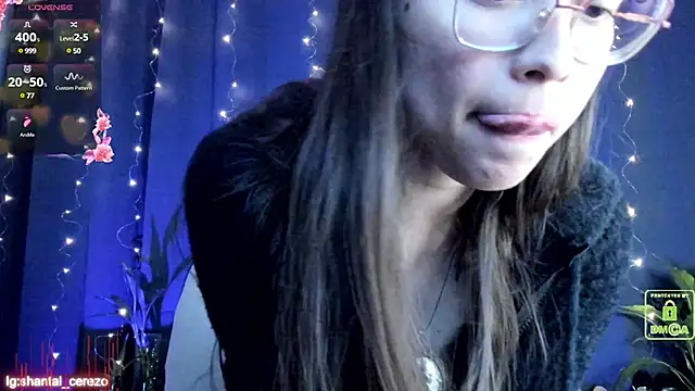 Snapshot of shantalc3rezo chatting on 7, 1, 2025 shantalc3rezo online show from 7, 1, 2025
