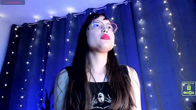 Snapshot of shantalc3rezo chatting on 8, 1, 2025 shantalc3rezo online show from 8, 1, 2025