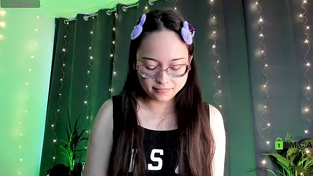 Snapshot of shantalc3rezo chatting on 7, 2, 2025 shantalc3rezo online show from 7, 2, 2025