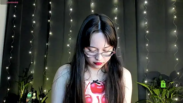 Snapshot of shantalc3rezo chatting on 12, 2, 2025 shantalc3rezo online show from 12, 2, 2025