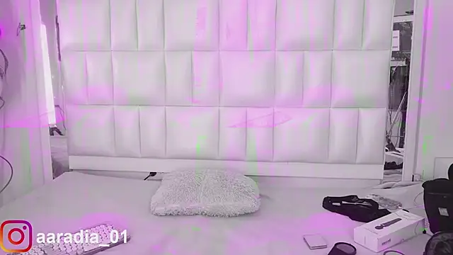 Snapshot of Anais_aradia chatting on 6, 2, 2026 Anais aradia online show from 6, 2, 2026