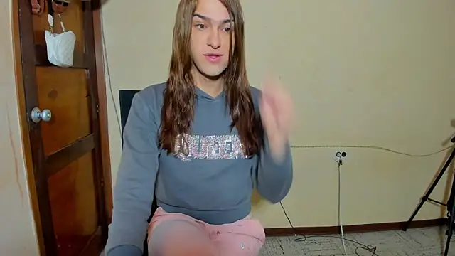 sweet1Girl online show from 13, 10, 2025