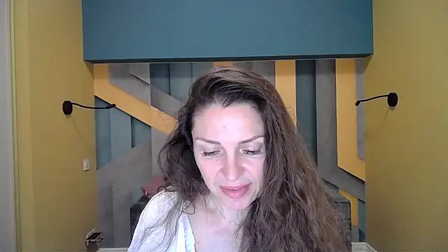 EllaLong online show from 8, 1, 2025