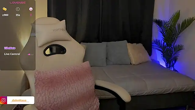 dakottaa  online show from 27, 11, 2025