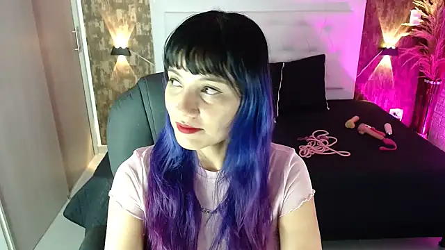 Snapshot of kitty__horny chatting on 23, 12, 2024 kitty  horny online show from 23, 12, 2024