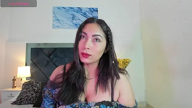 Snapshot of Lauralove_69 chatting on 26, 2, 2025 Lauralove 69 online show from 26, 2, 2025