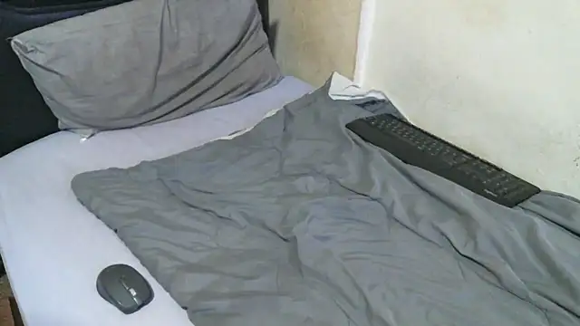 Snapshot of Rator_2 chatting on 28, 2, 2026 Rator 2 online show from 28, 2, 2026