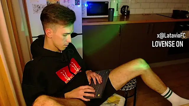 Snapshot of Midnighter_ chatting on 20, 9, 2025 Midnighter online show from 20, 9, 2025