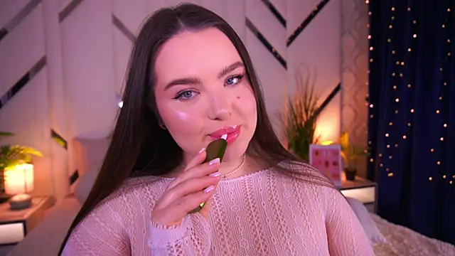 Snapshot of CuteAmberr chatting on 11, 2, 2026 CuteAmberr online show from 11, 2, 2026