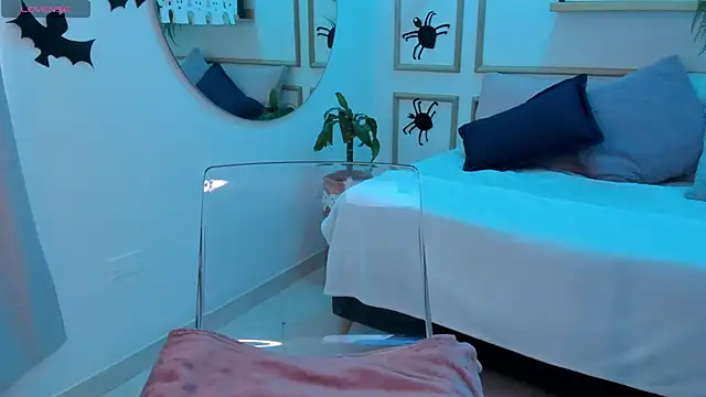 scarlet miller1 online show from 23, 10, 2025