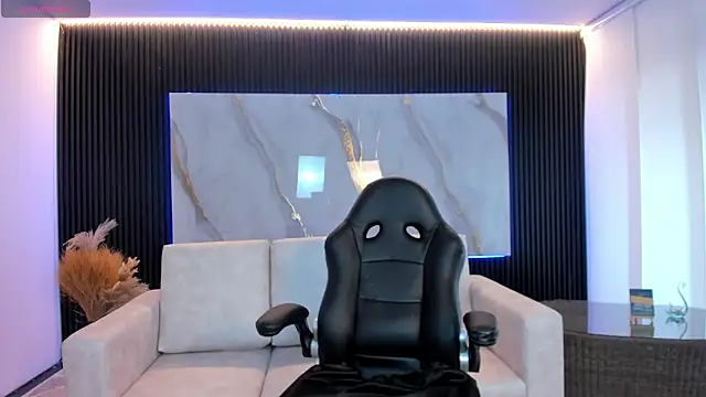 charlottewhitte online show from 17, 1, 2026