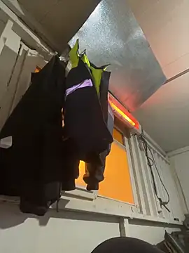 mustican422 online show from 28, 1, 2025