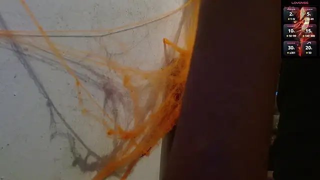 Snapshot of toxxxic_cams chatting on 27, 10, 2025 toxxxic cams online show from 27, 10, 2025