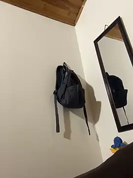 CamiRojas boy online show from 18, 10, 2025