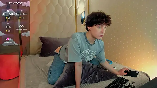  YummyTony  online show from 24, 2, 2026