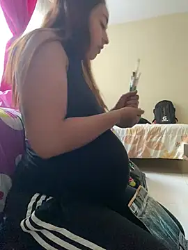 Vaiolet a online show from 7, 1, 2025