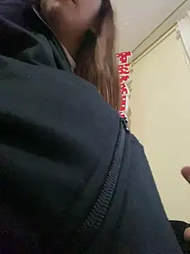 Vaiolet a online show from 17, 1, 2025