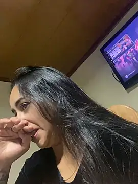 Snapshot of Vaiolet_a chatting on 22, 2, 2026 Vaiolet a online show from 22, 2, 2026