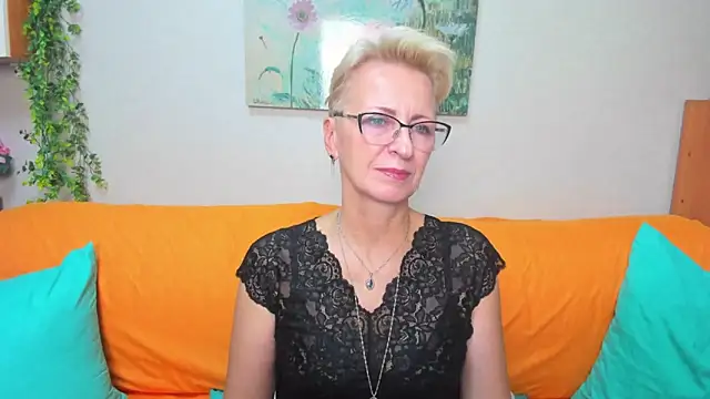 iamyourdream89 online show from 9, 10, 2025