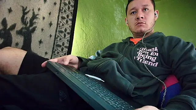 sweet cock28 online show from 16, 12, 2024
