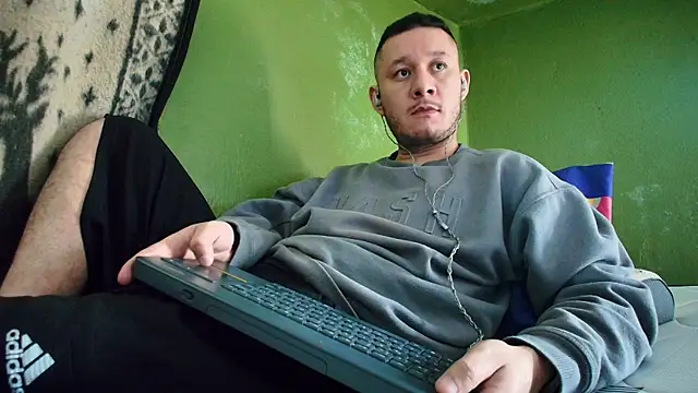 sweet cock28 online show from 19, 12, 2024