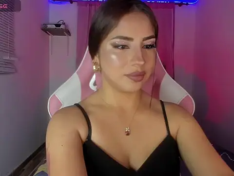 lucykinky22 online show from 25, 10, 2025