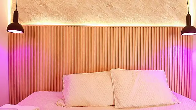 big tits in your face online show from 8, 10, 2025