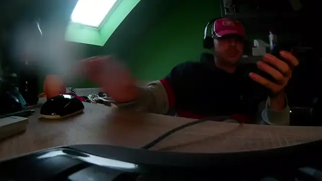 capoloveu online show from 21, 11, 2025