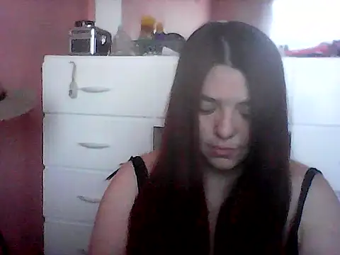 Snapshot of Oxitocina2000 chatting on 5, 11, 2025 Oxitocina2000 online show from 5, 11, 2025