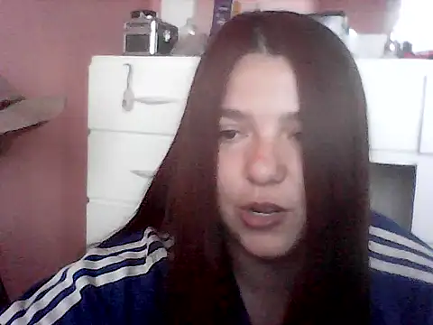 Snapshot of Oxitocina2000 chatting on 20, 11, 2025 Oxitocina2000 online show from 20, 11, 2025